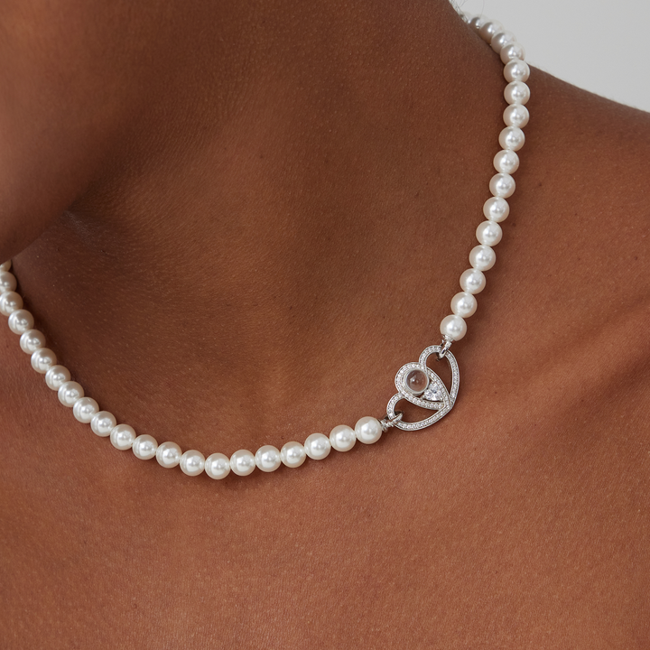 Pearl Picture Necklace with Diamond